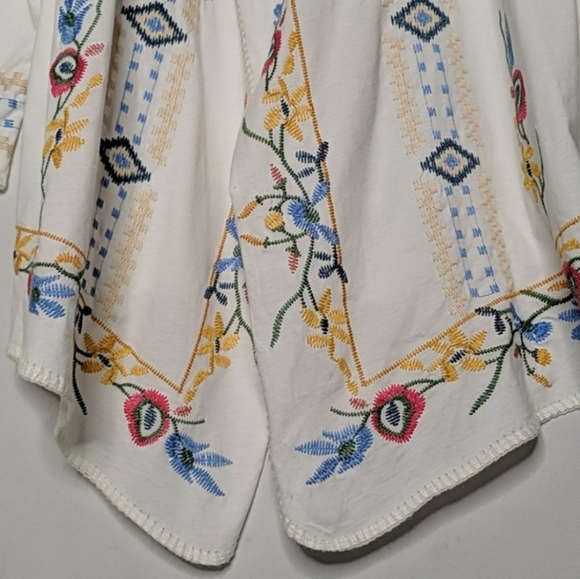 Papparazi by Biz Embroidered Cardigan Jacket - Picture 6 of 12